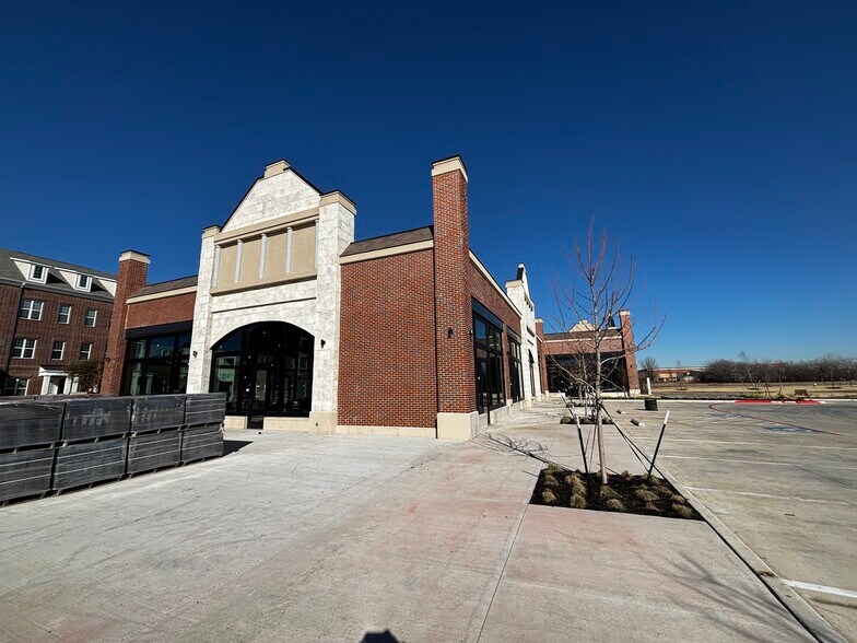 More Photos Of 4400 Bourbon St, Frisco Unknown For Lease