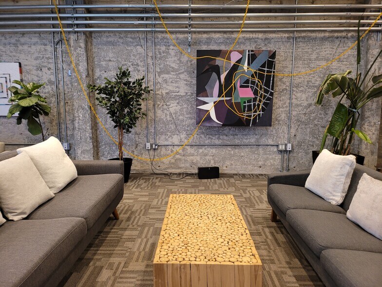 More Photos Of 1528 Webster St, Oakland Office For Lease