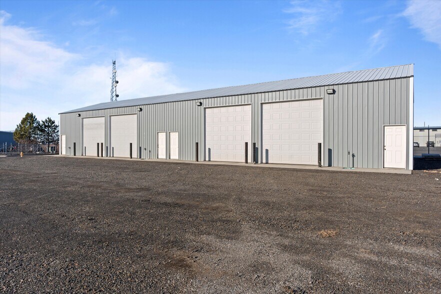 More Photos Of 221 Hamilton Rd, Moses Lake Warehouse For Lease