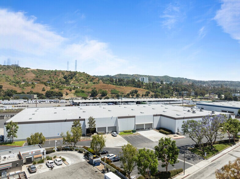 More Photos Of 2690 Pellissier Pl, City of Industry Warehouse For Lease
