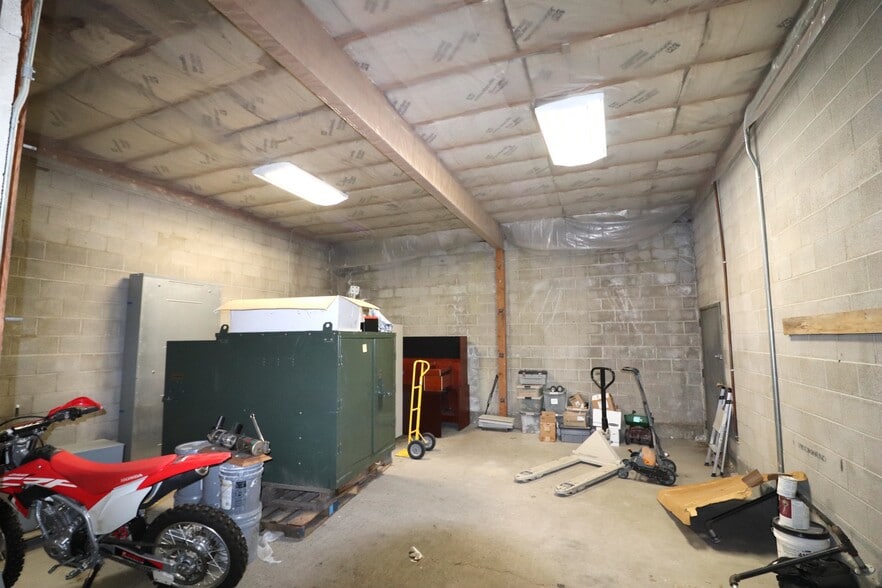 More Photos Of 2135 S West Temple, South Salt Lake Research And Development For Sale