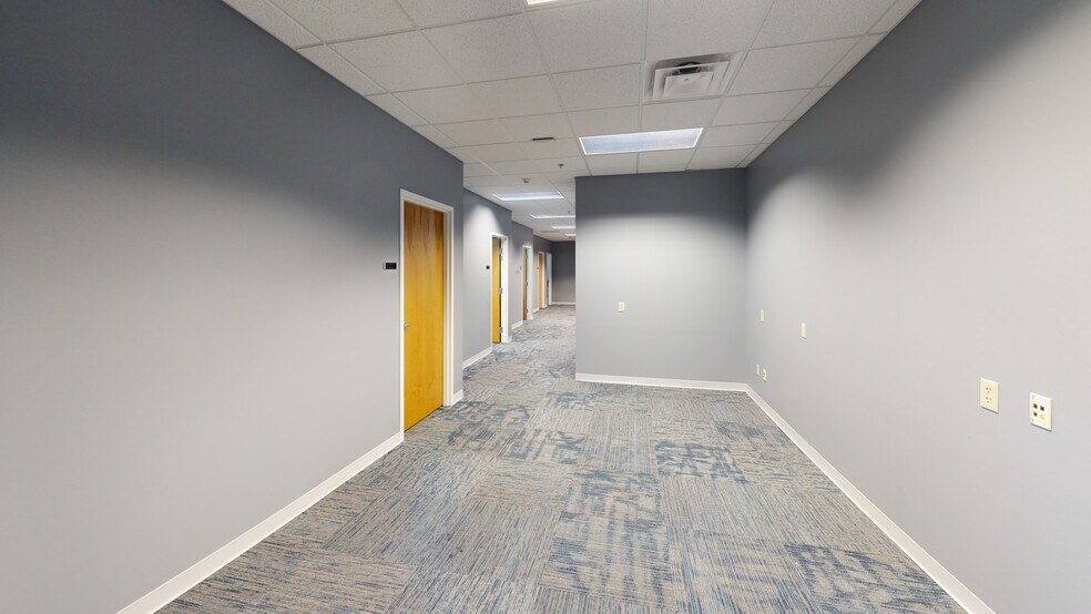 More Photos Of 5506 Walsh Ln, Rogers Office For Lease