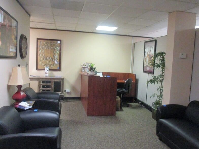 More Photos Of 2726 Croasdaile Dr, Durham Office For Lease