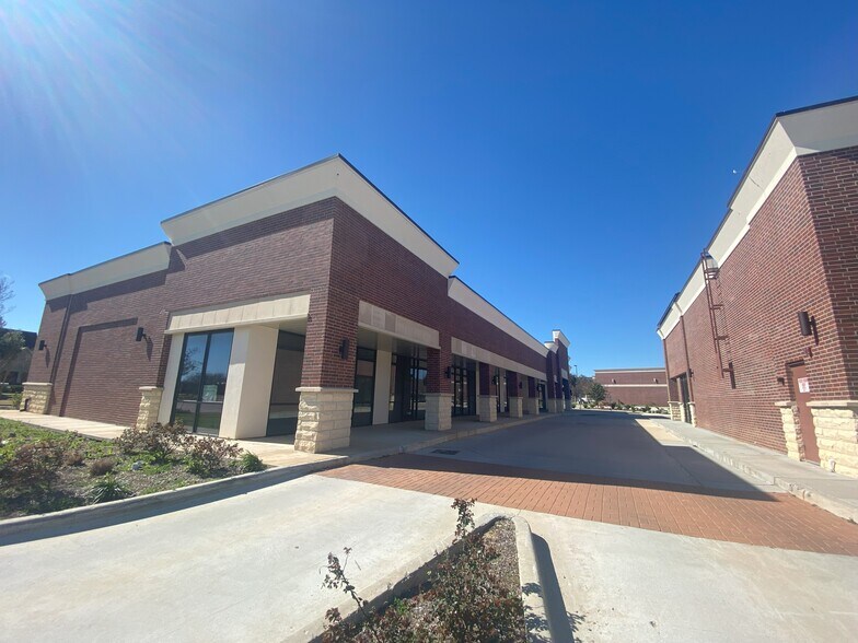 More Photos Of , Missouri City General Retail For Sale