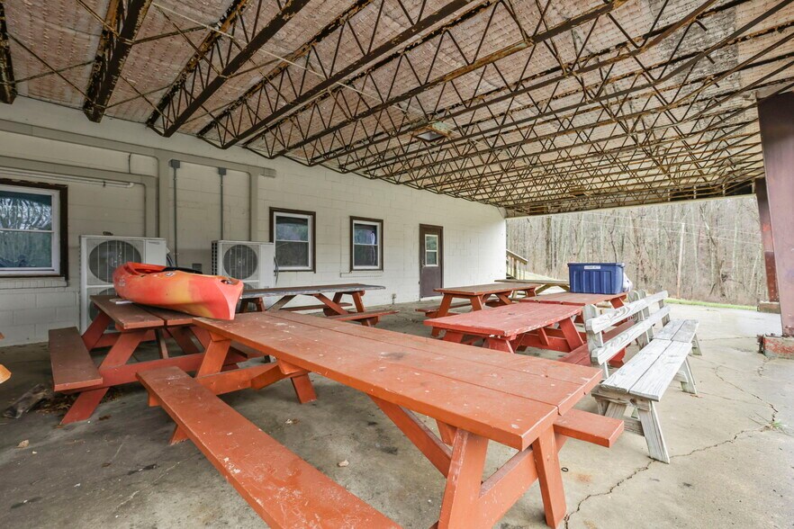 More Photos Of 5734 Durbin Rd, Bellville Specialty For Sale