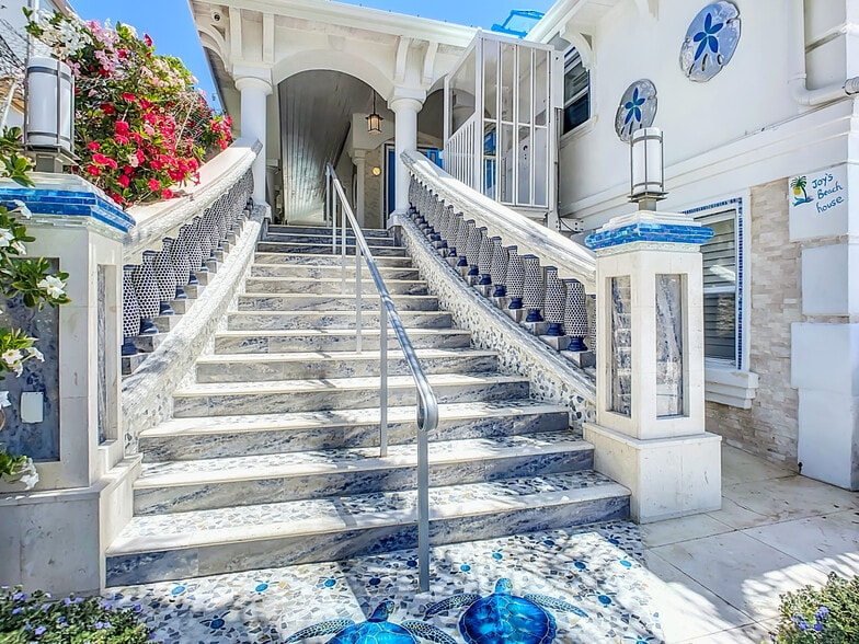 More Photos Of 2903 Hill St, New Smyrna Beach Hotel For Sale