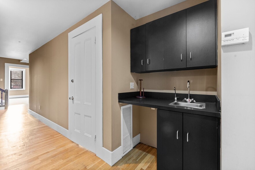 More Photos Of 3-5 Harvard Ave, Brookline Loft Creative Space For Sale