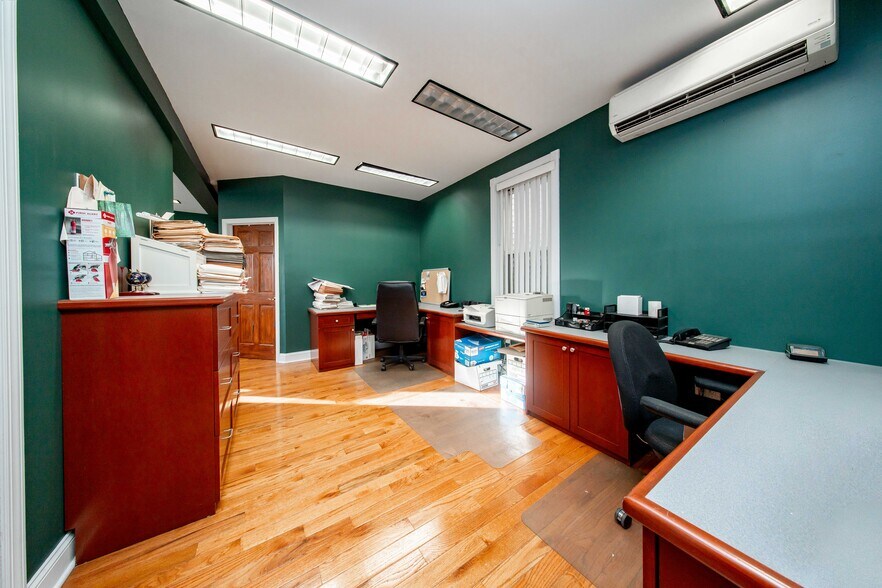 More Photos Of 2334 Sound St, Astoria Healthcare For Lease