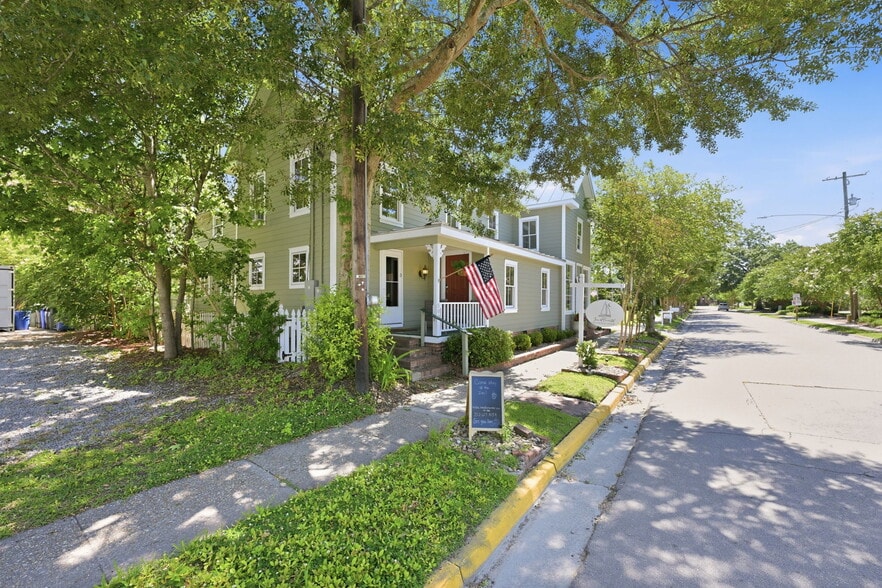 More Photos Of 508 Church St, Oriental Hospitality For Sale
