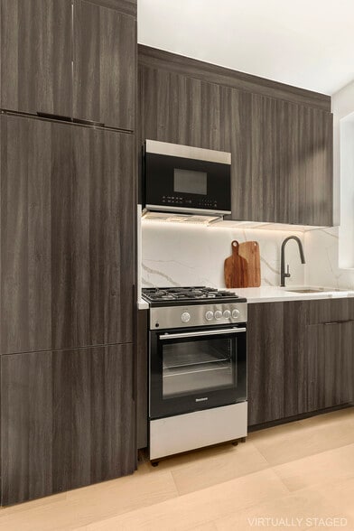 More Photos Of 31-64 41st St, Long Island City Apartments For Sale