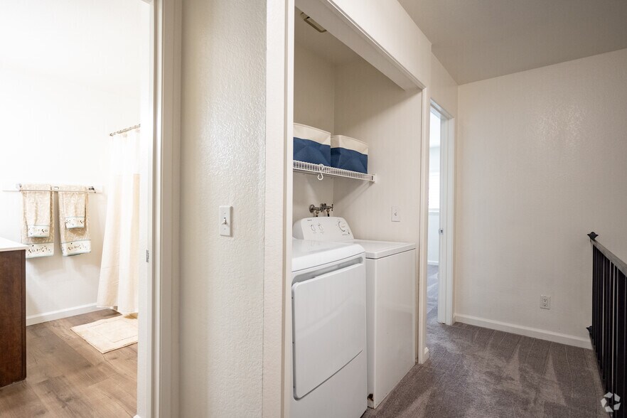 More Photos Of 801 Dutton Ave, Santa Rosa Apartments For Sale