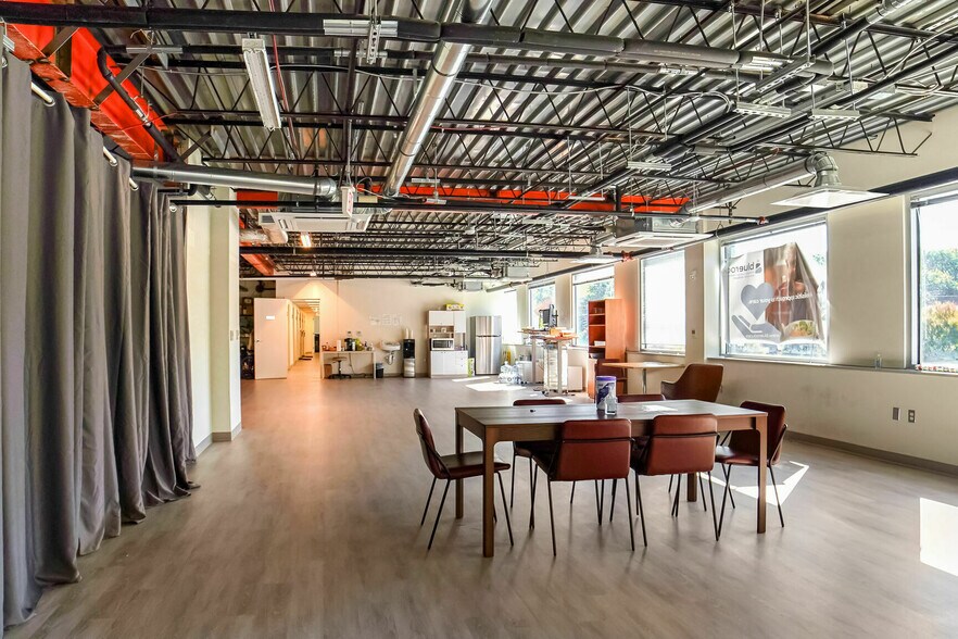 More Photos Of 3230 Pennsylvania Ave SE, Washington Medical For Lease