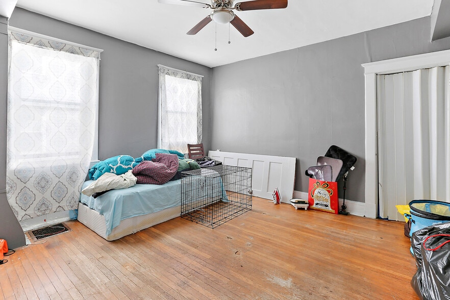 More Photos Of 2519 Liberty Heights Ave, Baltimore Apartments For Sale