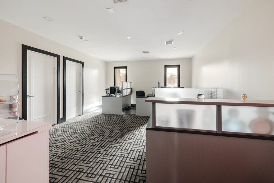 More Photos Of 377 Route 59, Airmont Medical For Lease