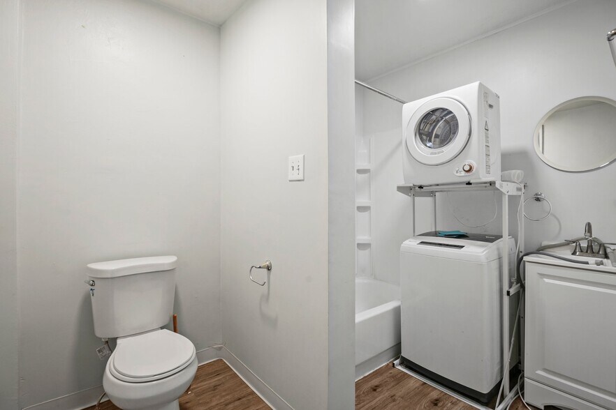 More Photos Of 516 S Park St, Madison Apartments For Sale