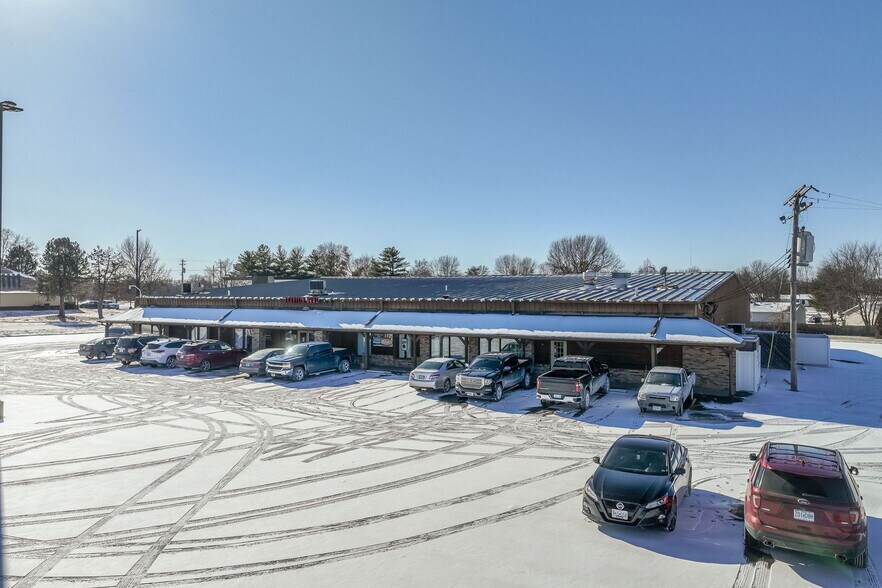 More Photos Of 177 Frontier Park Dr, O'Fallon Bowling Alley For Sale