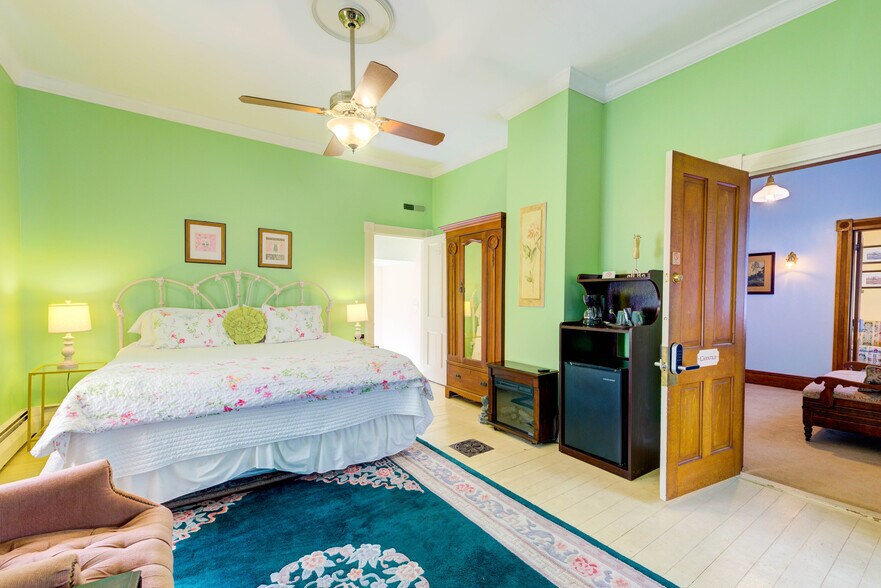 More Photos Of 4188 Nelson Rd, New Church Hotel For Sale