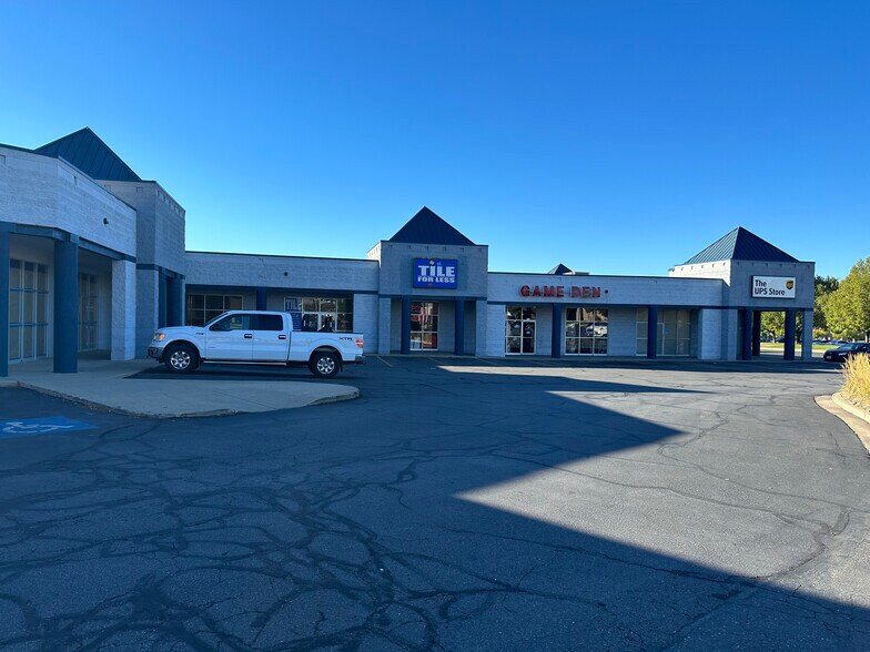 More Photos Of 701-721 N Main St, Layton Storefront For Lease
