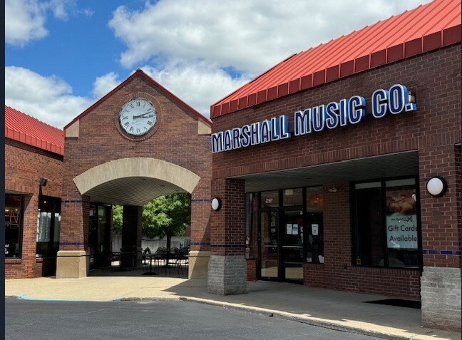 More Photos Of 4050-4060 Rochester Rd, Troy General Retail For Lease