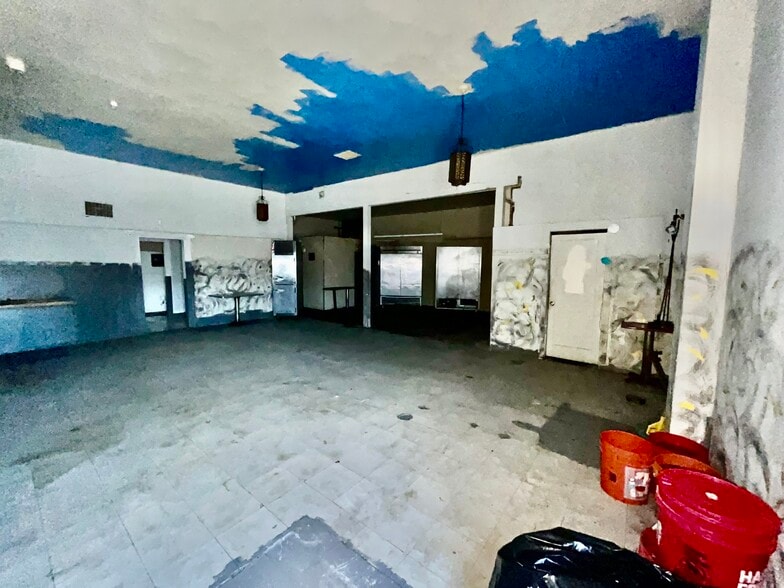 More Photos Of 1524-1526 Solano Ave, Vallejo Storefront For Sale