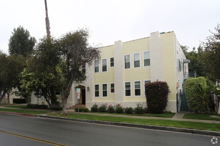 Primary Photo Of 202 N La Peer Dr, Beverly Hills Apartments For Sale