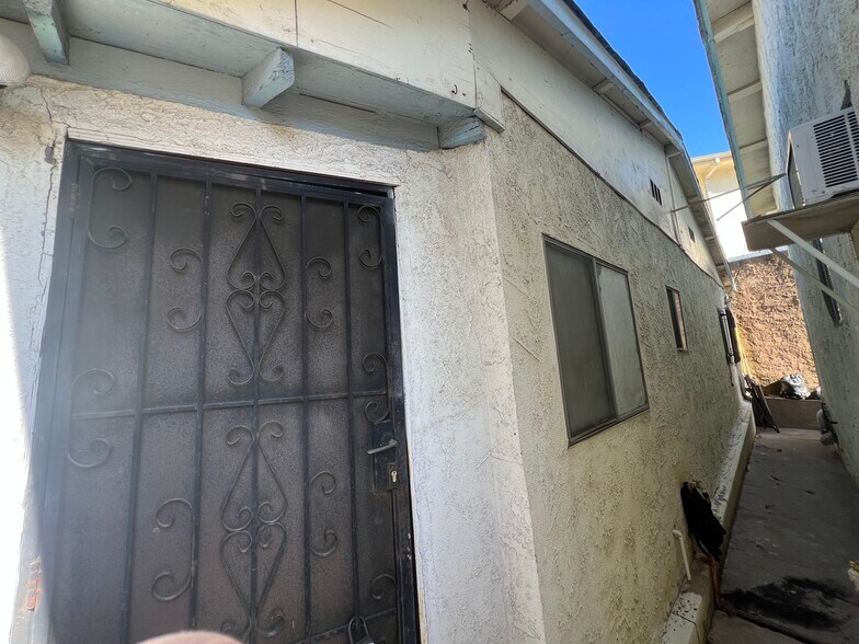 More Photos Of 3333 Division St, Los Angeles Apartments For Sale