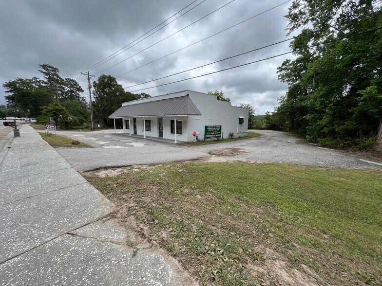 More Photos Of 808 Sea Island Pky, Saint Helena Island Freestanding For Sale