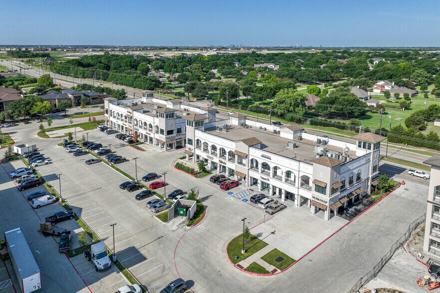 More Photos Of 4041 S Custer Rd, McKinney Storefront Retail Residential For Sale