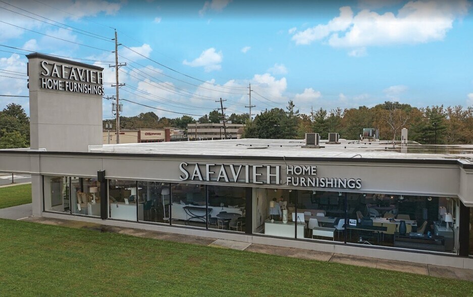 More Photos Of 110 E Route 4, Paramus General Retail For Lease