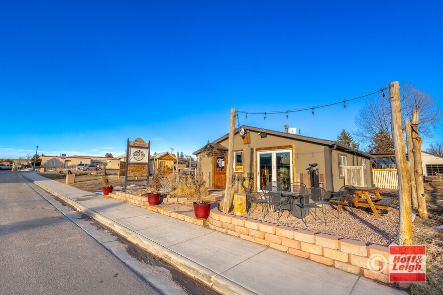 More Photos Of 252 Front St, Monument Freestanding For Sale