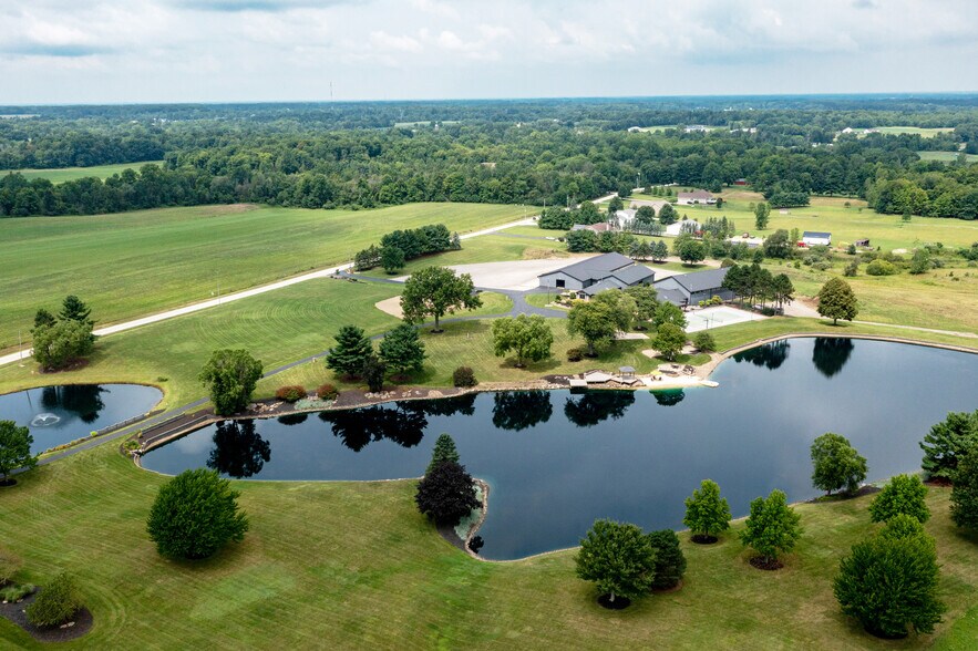 More Photos Of 7291 Stone Rd, Medina Office For Sale
