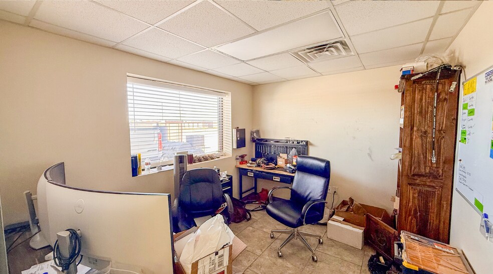 More Photos Of 1403 E County Road 120, Midland Industrial For Lease