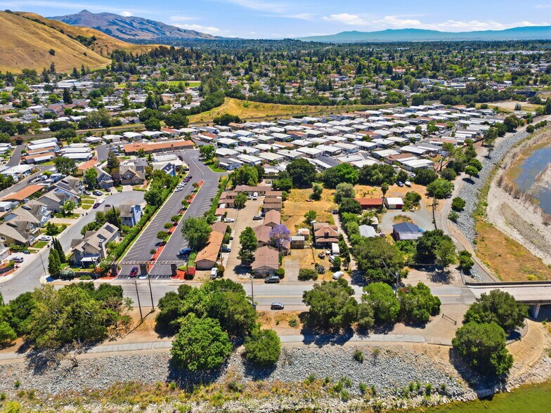 More Photos Of 559 Old Canyon Rd, Fremont Multifamily For Sale