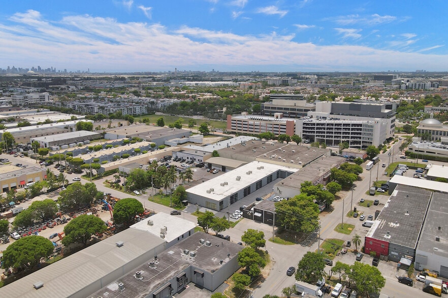 More Photos Of 8368-8388 NW 56th St, Miami Warehouse For Lease