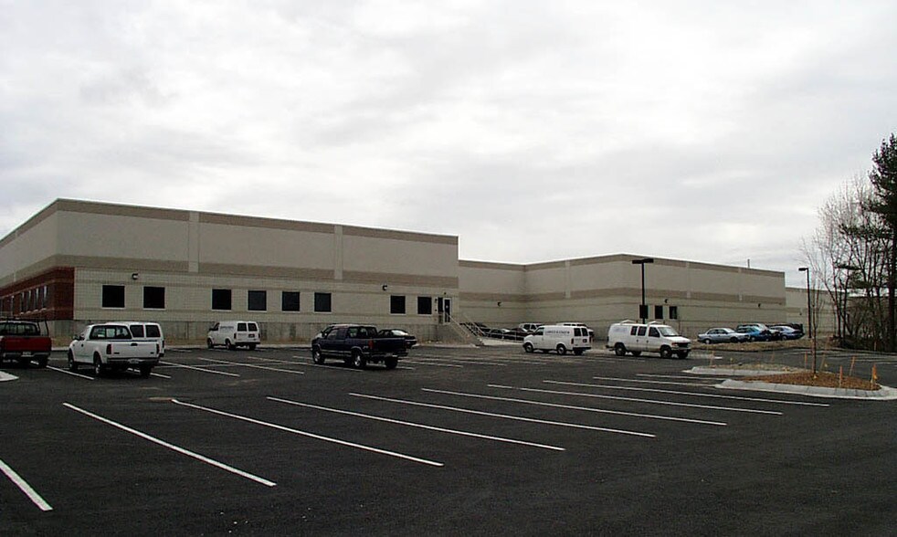 More Photos Of 85 John Rd, Canton Light Manufacturing For Lease