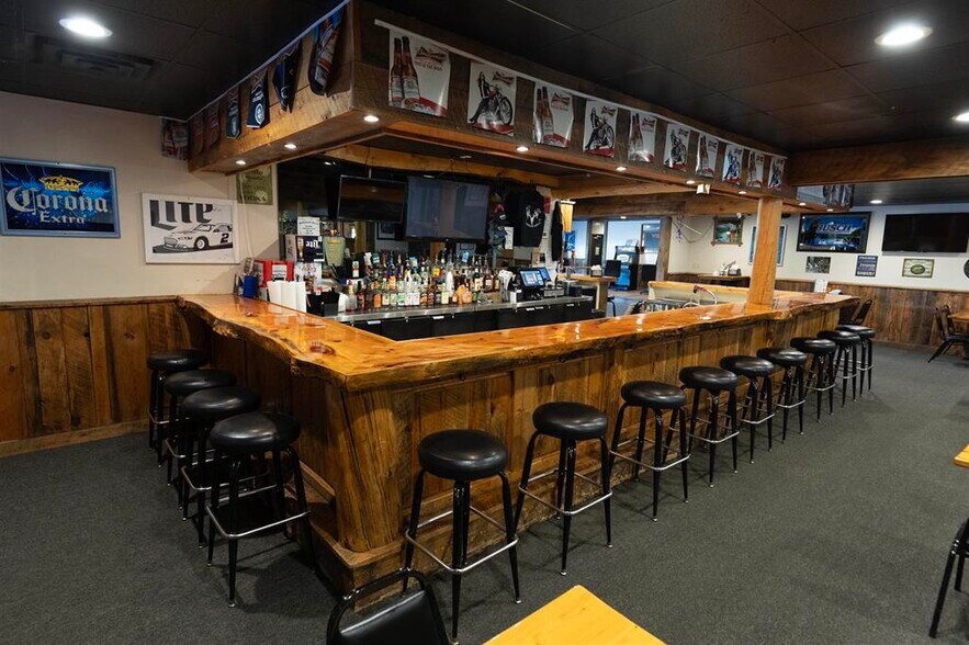 More Photos Of 12201 Albee Rd, Burt Restaurant For Sale