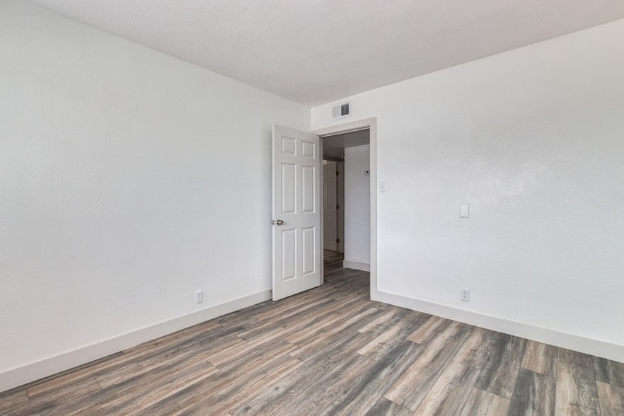 More Photos Of 1204 S Eastern Ave, Las Vegas Religious Facility For Sale