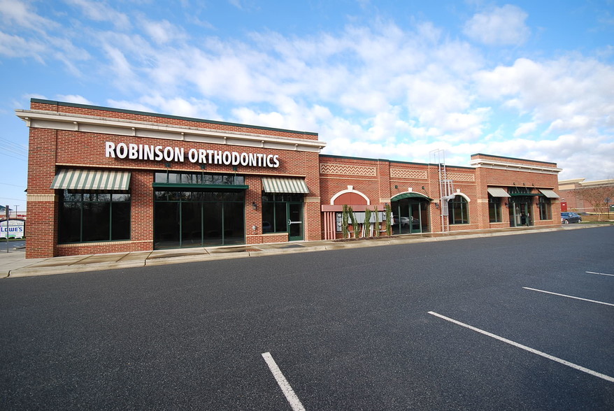 Primary Photo Of 2514 Cuthbertson Rd, Waxhaw Medical For Lease