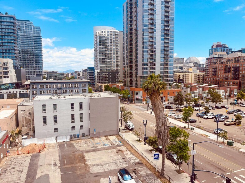 More Photos Of 726-730 Market St, San Diego Storefront Retail Residential For Lease