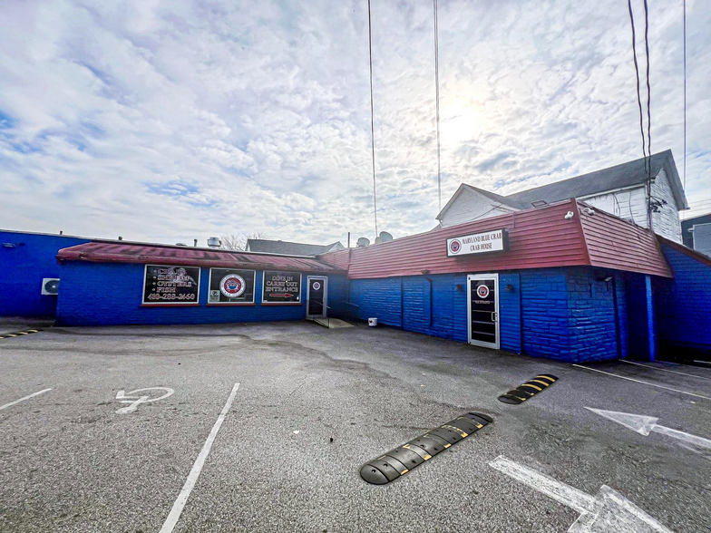 Primary Photo Of 7100 Sollers Point Rd, Baltimore Restaurant For Sale