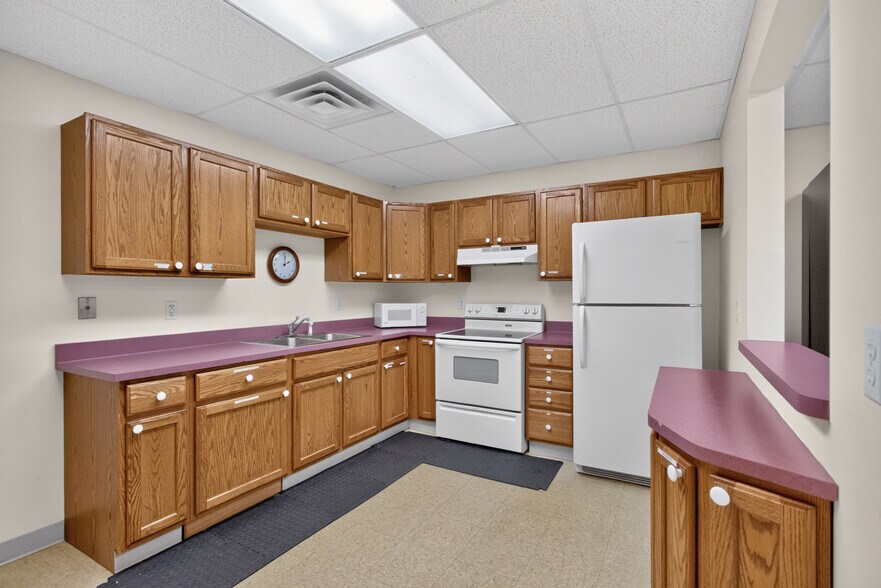 More Photos Of 6000 Reynolds Rd, Jackson Religious Facility For Sale
