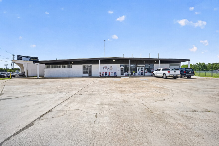 More Photos Of 4652 Holmes Rd, Houston Freestanding For Lease