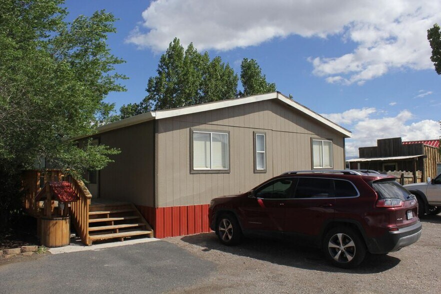 More Photos Of 339 S Highway 89, Circleville Hotel For Sale