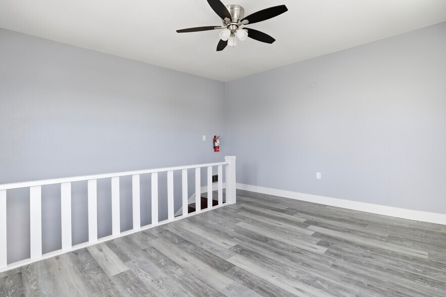 More Photos Of 223 N Center St, Turlock Freestanding For Lease
