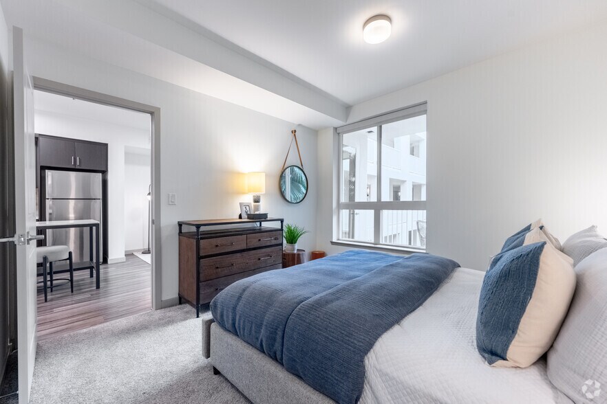 More Photos Of 1200 S Grand Ave, Los Angeles Apartments For Lease