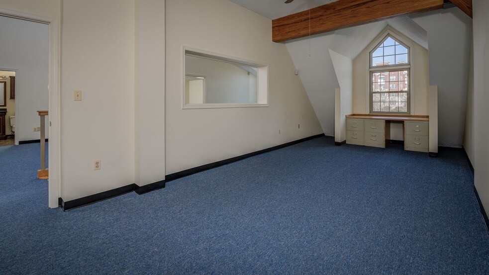 More Photos Of 8361-8379 Cherry Ln, Laurel Medical For Sale