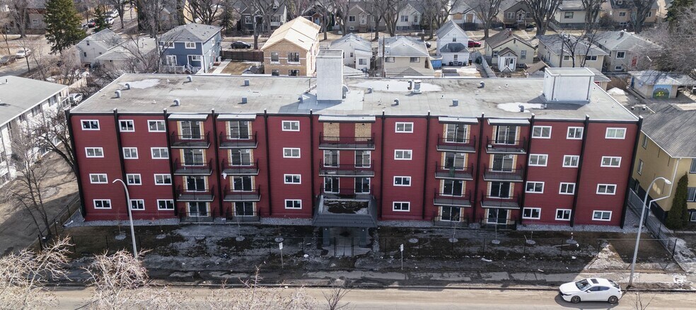 More Photos Of 9825 82 Av NW, Edmonton Apartments For Sale