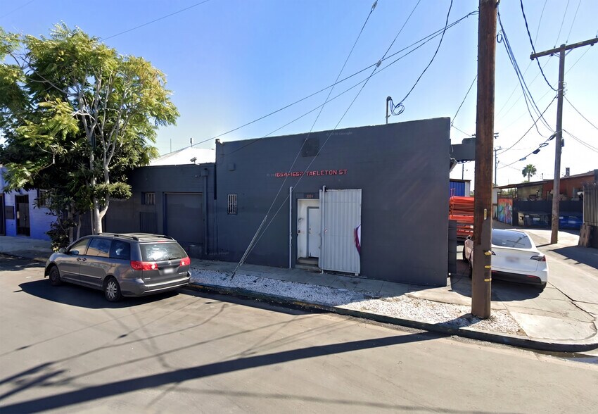 More Photos Of 1654-1658 Tarleton St, Los Angeles Warehouse For Sale