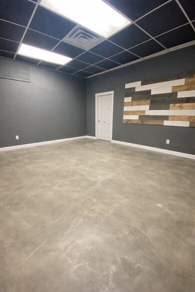 More Photos Of 253-257 Main St, Torrington Office For Lease