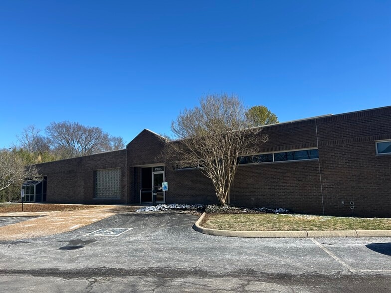 More Photos Of 8904 Cross Park Dr, Knoxville Medical For Lease